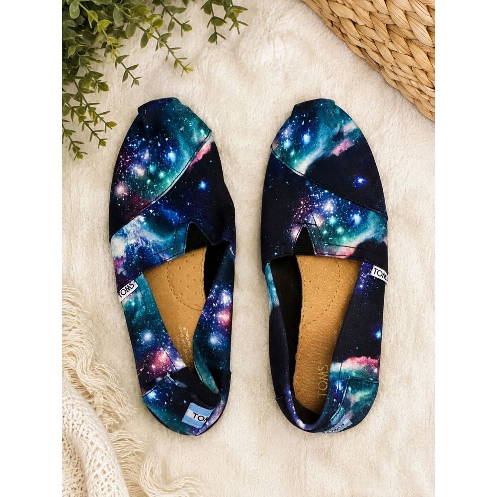TOMS Galaxy Space Print Classic Slip On Shoes Women’s Size 9